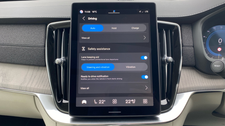 Volvo XC90 2.0 T8 PHEV Ultra Dark 5dr AWD Geartronic Estate